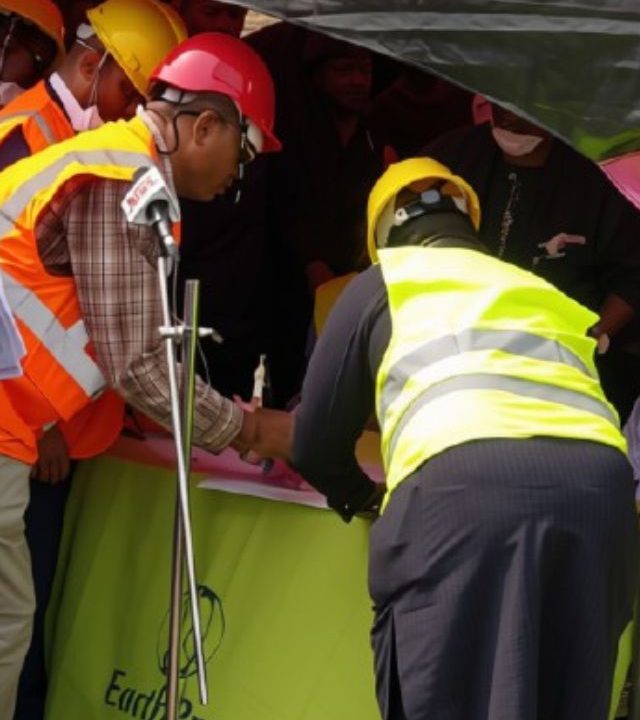 earthpro pic9089
